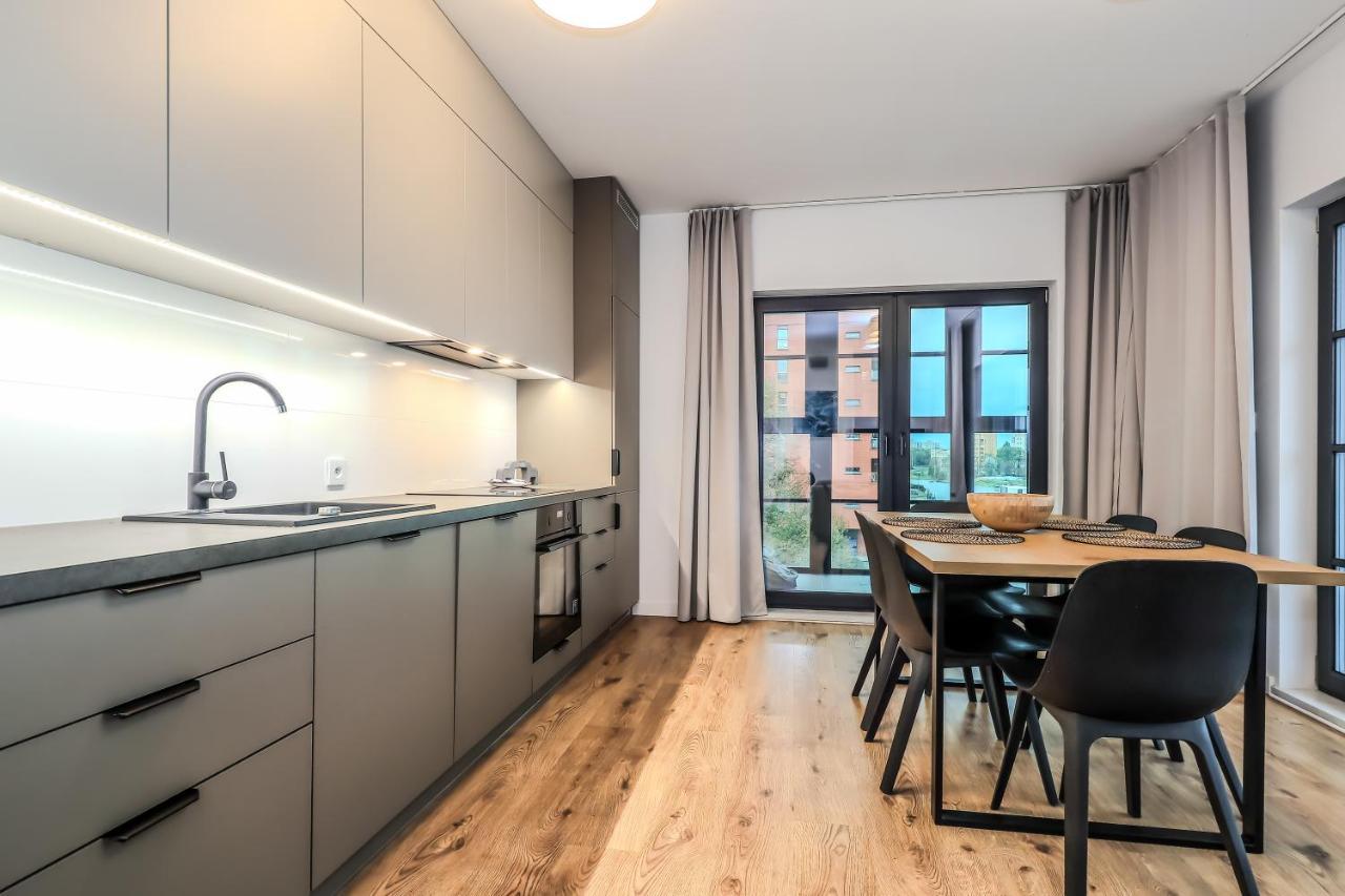 Platinium Dwie Motlawy River View Gdansk Exterior photo